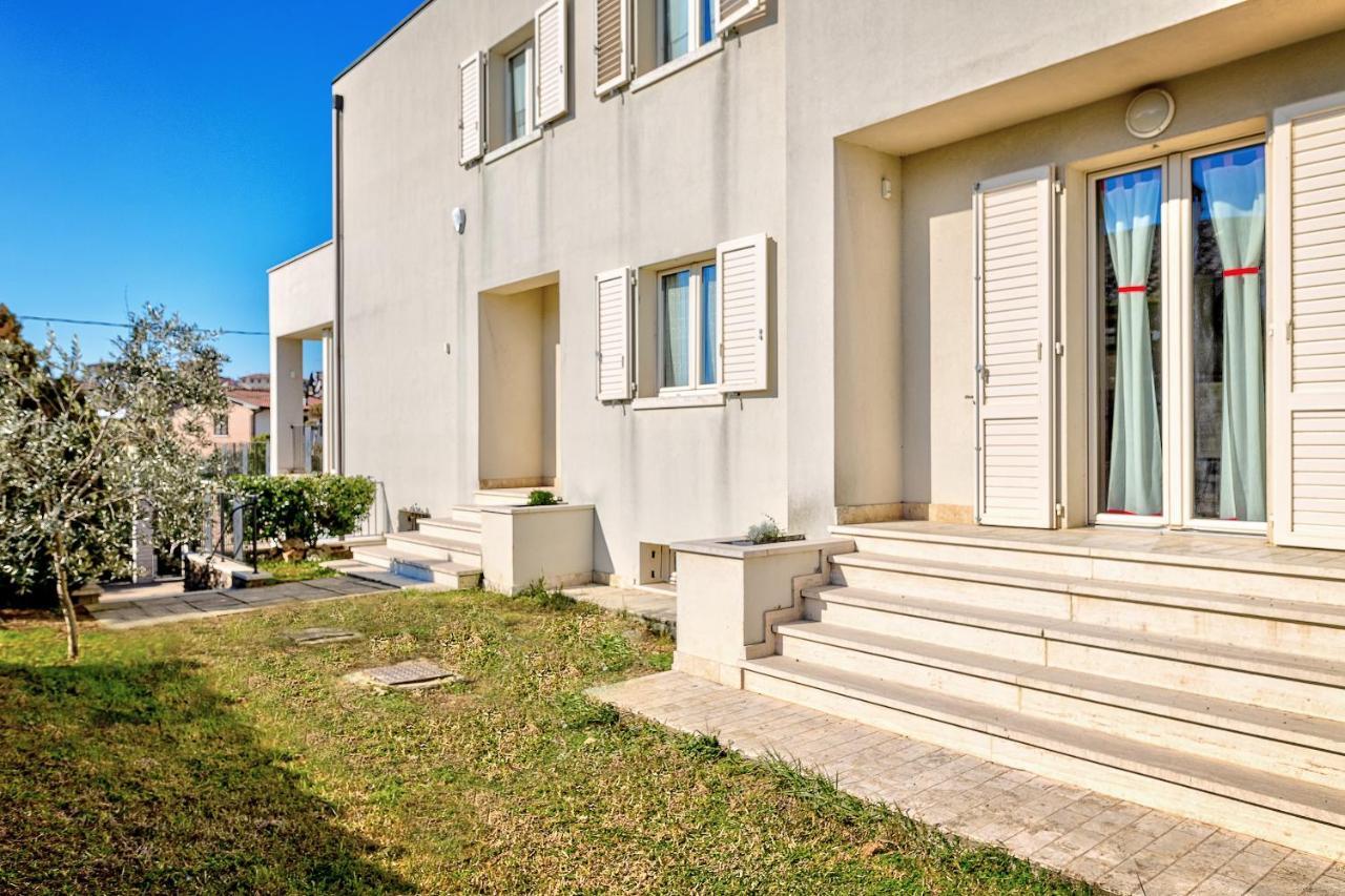 Villa Il Poggino - Modern House Foiano Della Chiana Exterior photo